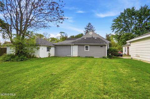 Tiny photo for 434 Davis Street, Findlay, OH 45840 (MLS # 10008152)