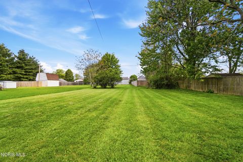 Tiny photo for 434 Davis Street, Findlay, OH 45840 (MLS # 10008152)