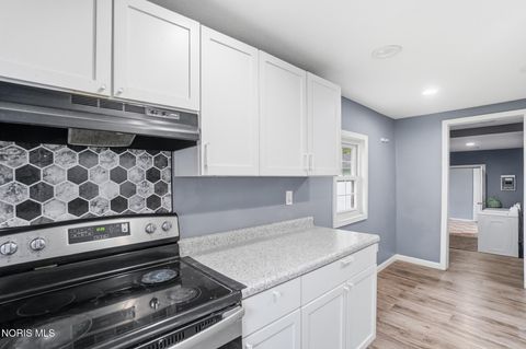 Tiny photo for 434 Davis Street, Findlay, OH 45840 (MLS # 10008152)