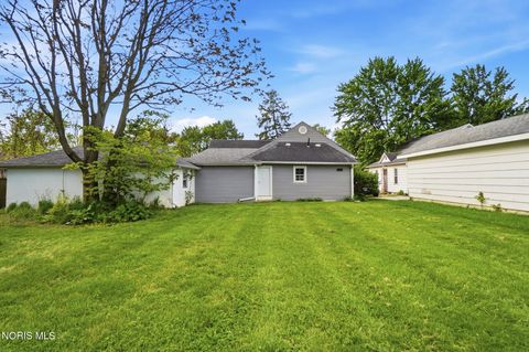 Tiny photo for 434 Davis Street, Findlay, OH 45840 (MLS # 10008152)