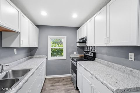 Tiny photo for 434 Davis Street, Findlay, OH 45840 (MLS # 10008152)