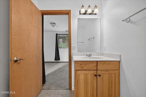 Tiny photo for 145 S Saint Clair Street, Toledo, OH 43604 (MLS # 10011844)