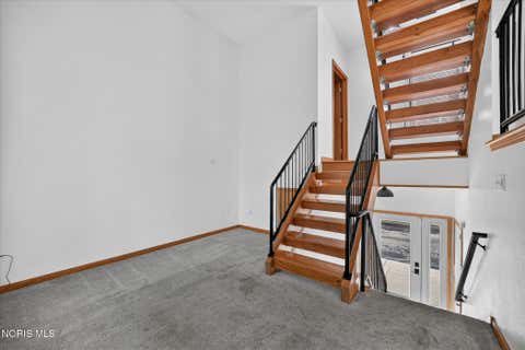 Tiny photo for 145 S Saint Clair Street, Toledo, OH 43604 (MLS # 10011844)