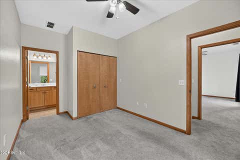 Tiny photo for 145 S Saint Clair Street, Toledo, OH 43604 (MLS # 10011844)