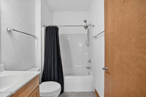 Tiny photo for 145 S Saint Clair Street, Toledo, OH 43604 (MLS # 10011844)