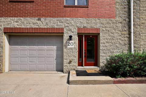 Tiny photo for 145 S Saint Clair Street, Toledo, OH 43604 (MLS # 10011844)