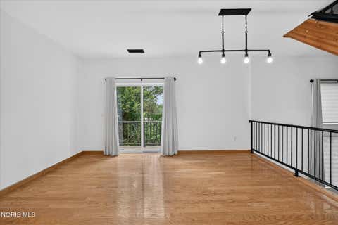 Tiny photo for 145 S Saint Clair Street, Toledo, OH 43604 (MLS # 10011844)