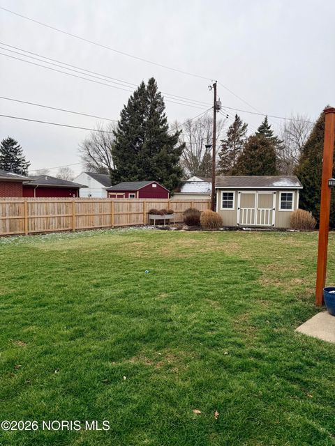 Tiny photo for 225 E Yates Avenue, Findlay, OH 45840 (MLS # 10003110)