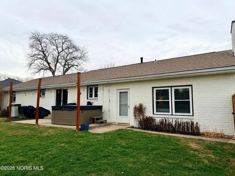 Tiny photo for 225 E Yates Avenue, Findlay, OH 45840 (MLS # 10003110)