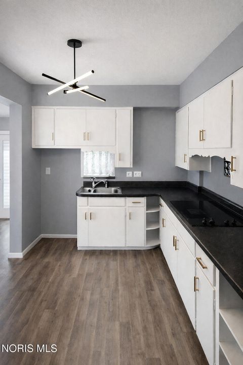 Tiny photo for 1931 Idaho Street, Toledo, OH 43605 (MLS # 10006146)