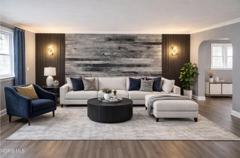 Tiny photo for 1931 Idaho Street, Toledo, OH 43605 (MLS # 10006146)