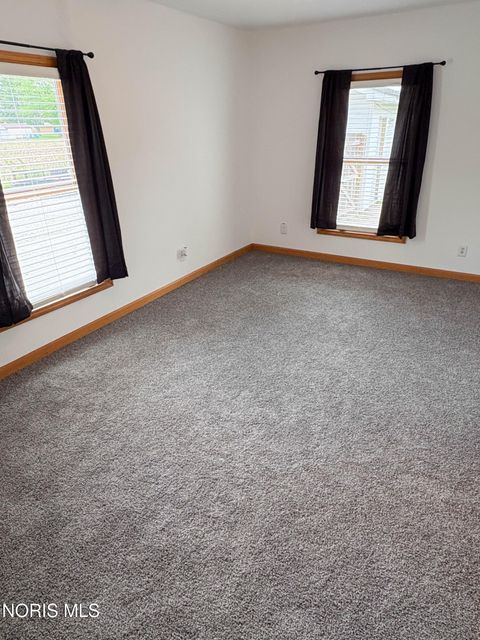 Tiny photo for 1102 S Lallendorf Road, Oregon, OH 43616 (MLS # 10007921)
