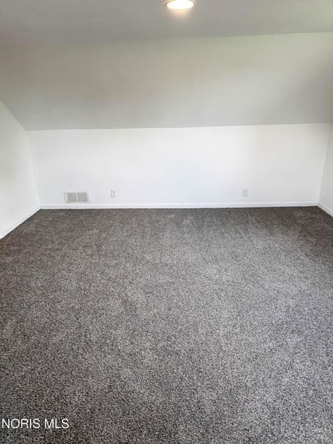 Tiny photo for 1102 S Lallendorf Road, Oregon, OH 43616 (MLS # 10007921)