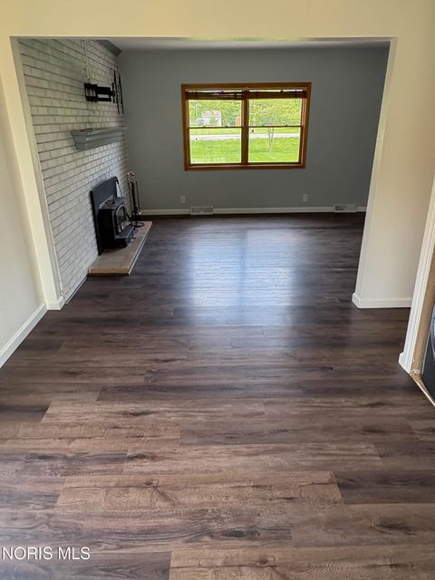 Tiny photo for 1102 S Lallendorf Road, Oregon, OH 43616 (MLS # 10007921)