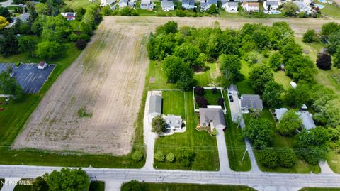 Tiny photo for 1102 S Lallendorf Road, Oregon, OH 43616 (MLS # 10007921)