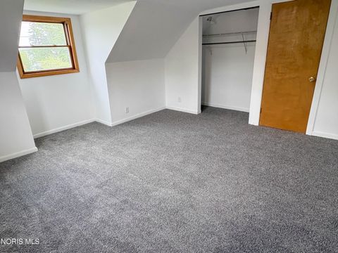 Tiny photo for 1102 S Lallendorf Road, Oregon, OH 43616 (MLS # 10007921)