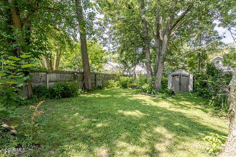 Tiny photo for 2020 Berkshire Place, Toledo, OH 43613 (MLS # 10010719)