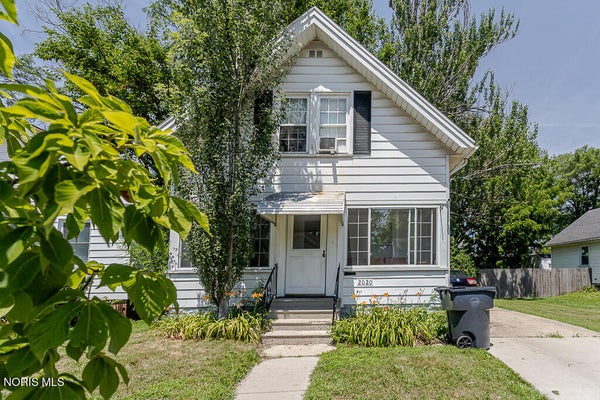 2020 BERKSHIRE PL, TOLEDO, OH 43613 - Image 67bb00a3799d1d10ad387860dedf1383/2284836452