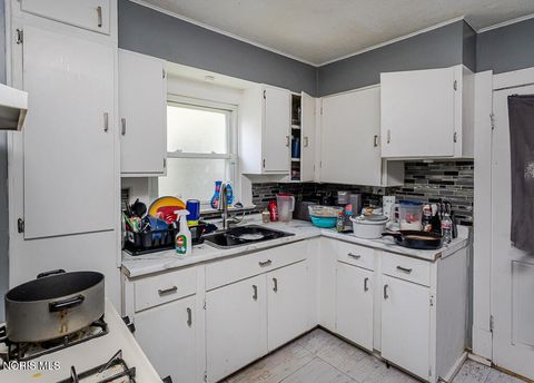 Tiny photo for 2020 Berkshire Place, Toledo, OH 43613 (MLS # 10010719)