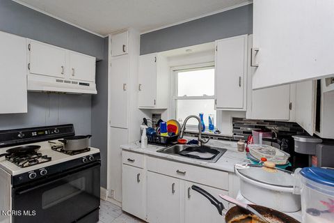Tiny photo for 2020 Berkshire Place, Toledo, OH 43613 (MLS # 10010719)