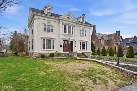 Tiny photo for 835 S Main Street, Findlay, OH 45840 (MLS # 10005541)