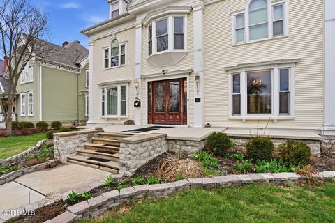 Tiny photo for 835 S Main Street, Findlay, OH 45840 (MLS # 10005541)