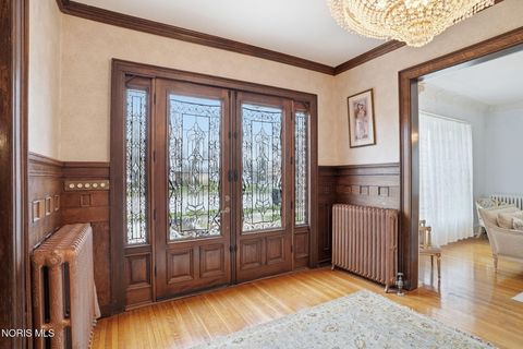 Tiny photo for 835 S Main Street, Findlay, OH 45840 (MLS # 10005541)