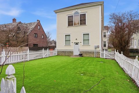 Tiny photo for 835 S Main Street, Findlay, OH 45840 (MLS # 10005541)