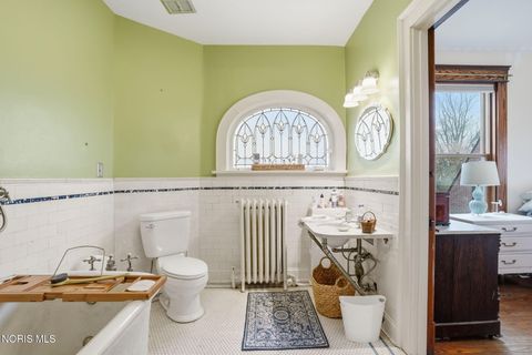 Tiny photo for 835 S Main Street, Findlay, OH 45840 (MLS # 10005541)