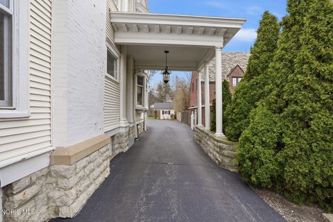 Tiny photo for 835 S Main Street, Findlay, OH 45840 (MLS # 10005541)