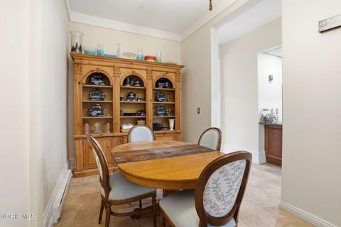 Tiny photo for 835 S Main Street, Findlay, OH 45840 (MLS # 10005541)