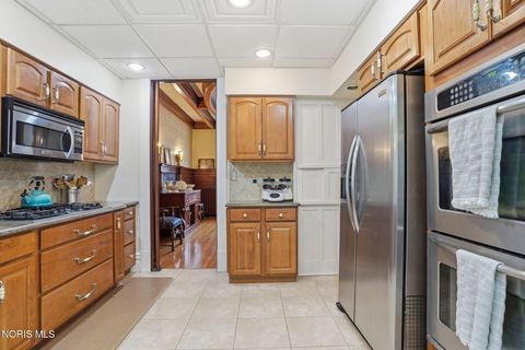 Tiny photo for 835 S Main Street, Findlay, OH 45840 (MLS # 10005541)