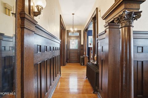 Tiny photo for 835 S Main Street, Findlay, OH 45840 (MLS # 10005541)