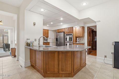 Tiny photo for 835 S Main Street, Findlay, OH 45840 (MLS # 10005541)