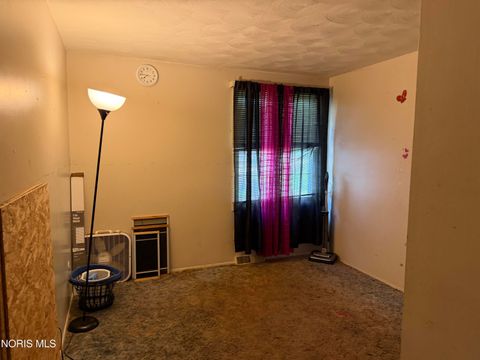 Tiny photo for 3743 Inverness Avenue, Toledo, OH 43607 (MLS # 10008030)