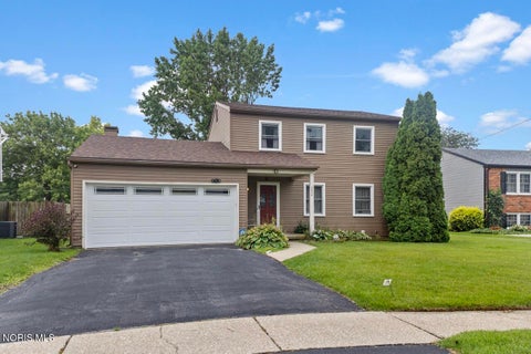 Tiny photo for 2624 Coveview Drive, Toledo, OH 43611 (MLS # 10011857)