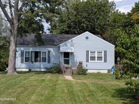 Homes For Sale - 1741 Elmwood Drive<br/> Defiance County, Defiance, OH 43512