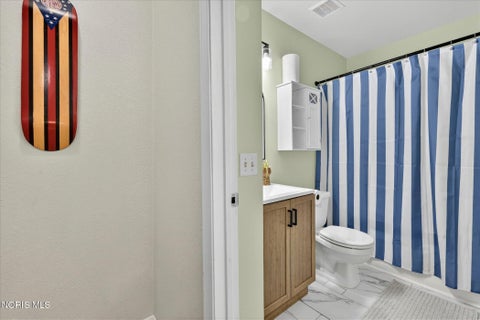 Tiny photo for 1060 Little Creek Drive, Perrysburg, OH 43551 (MLS # 10009022)