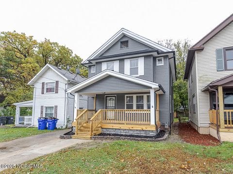 Tiny photo for 2041 Loxley Road, Toledo, OH 43613 (MLS # 10000883)