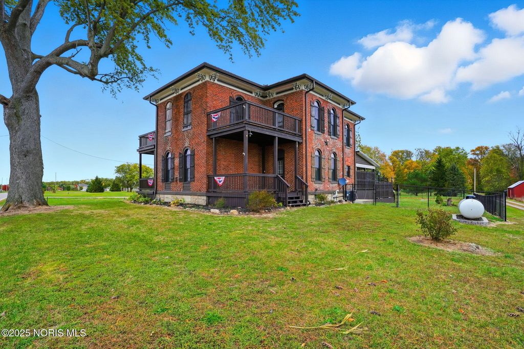Photo for 12159 County Road 12, Rawson, OH 45881 (MLS # 10000509)
