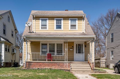 Photo of 812 Alvison Road, Toledo, OH 43612 (MLS # 10005742)