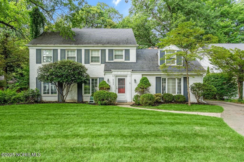 Photo for 4132 Sheraton Road, Ottawa Hills, OH 43606 (MLS # 10000370)