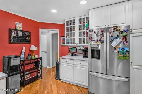 Tiny photo for 4132 Sheraton Road, Ottawa Hills, OH 43606 (MLS # 10000370)