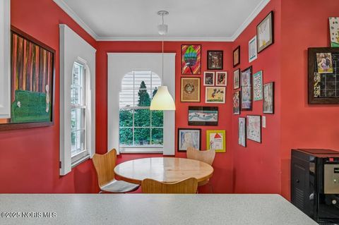 Tiny photo for 4132 Sheraton Road, Ottawa Hills, OH 43606 (MLS # 10000370)