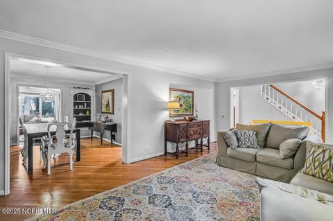 Tiny photo for 4132 Sheraton Road, Ottawa Hills, OH 43606 (MLS # 10000370)