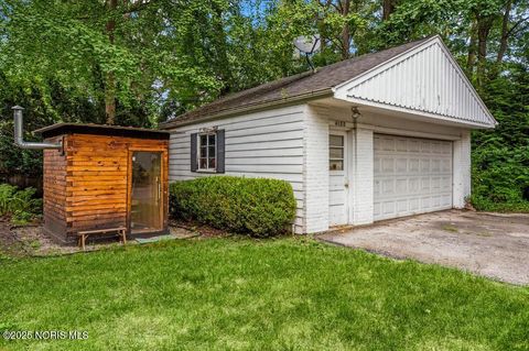 Tiny photo for 4132 Sheraton Road, Ottawa Hills, OH 43606 (MLS # 10000370)