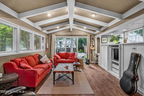 Tiny photo for 4132 Sheraton Road, Ottawa Hills, OH 43606 (MLS # 10000370)