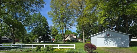 Tiny photo for 1210 South Street, Findlay, OH 45840 (MLS # 10007663)