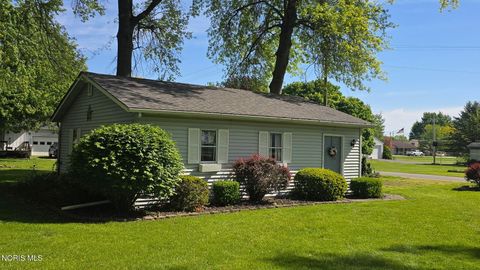 Tiny photo for 1210 South Street, Findlay, OH 45840 (MLS # 10007663)