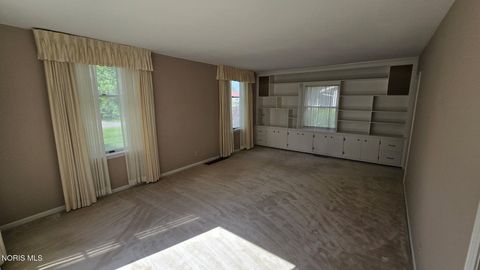 Tiny photo for 1210 South Street, Findlay, OH 45840 (MLS # 10007663)